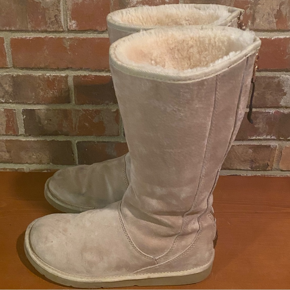 UGG Knightsbridge - image 1